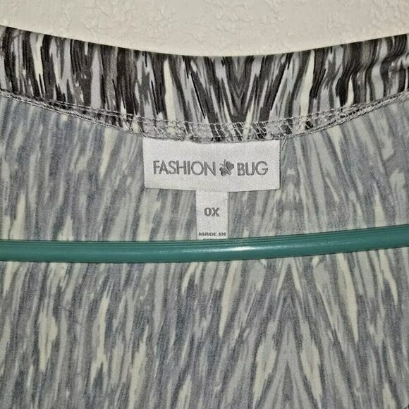 Fashion Bug Women's Casual Lightweight Plus Size 0x Leopard Print Blouse Top - Picture 2 of 3